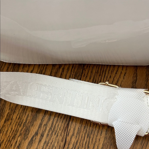 OrlandiValentino designed in Italy, 7 1/2 x 5 1/2 brand new - Picture 7 of 8